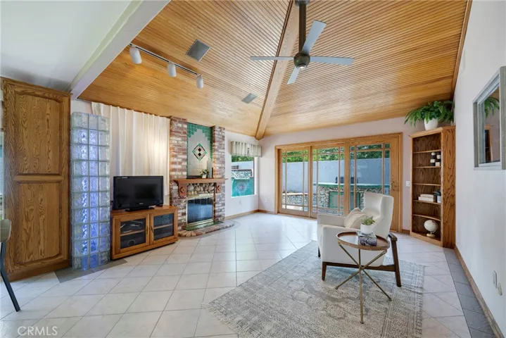 6656 Vista Loma, Yorba Linda, California 92886
