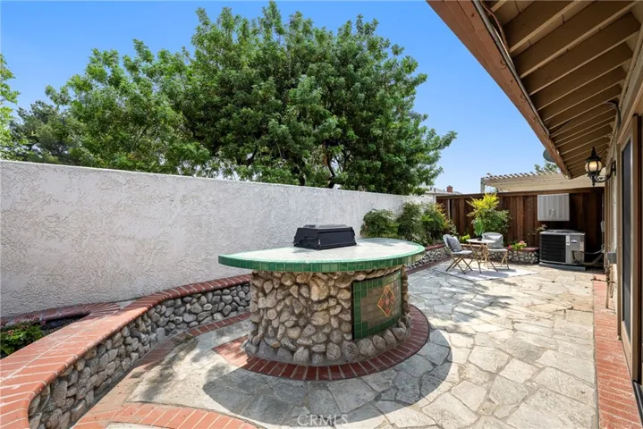 6656 Vista Loma, Yorba Linda, California 92886