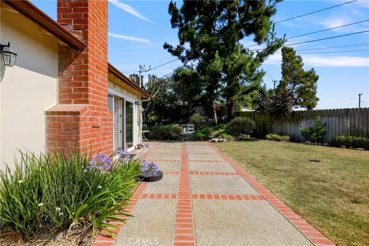 6216 Monero Drive, Rancho Palos Verdes, California 90275