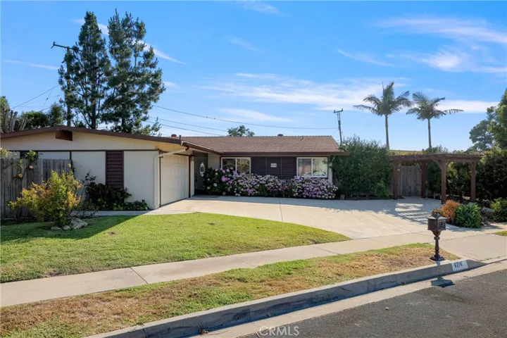 6216 Monero Drive, Rancho Palos Verdes, California 90275