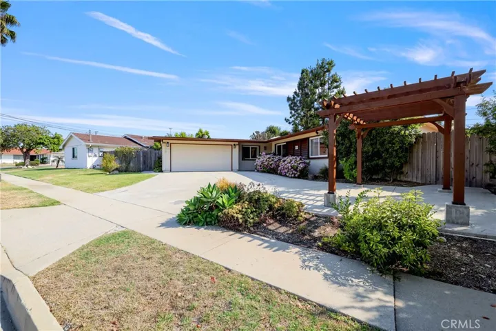 6216 Monero Drive, Rancho Palos Verdes, California 90275