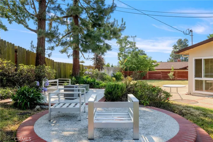 6216 Monero Drive, Rancho Palos Verdes, California 90275
