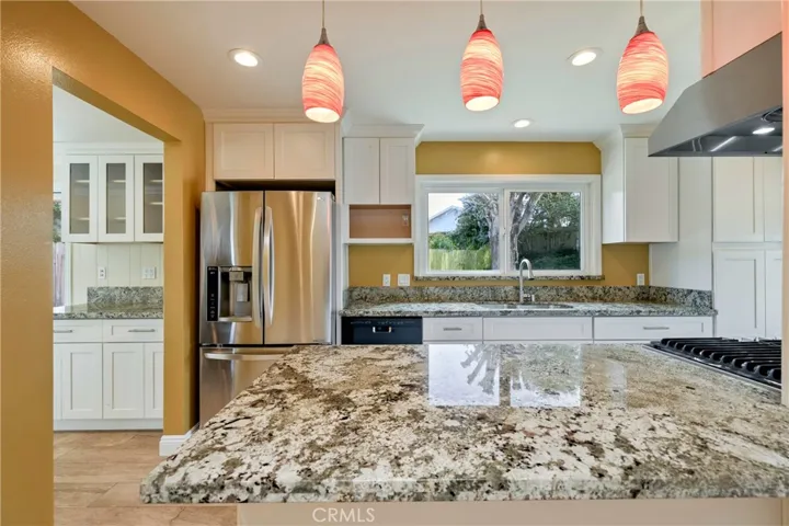6216 Monero Drive, Rancho Palos Verdes, California 90275