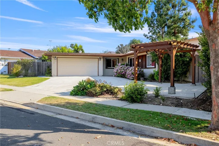 6216 Monero Drive, Rancho Palos Verdes, California 90275