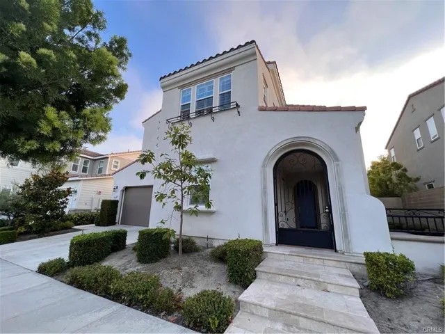 115 Thatch, Irvine, California 92618
