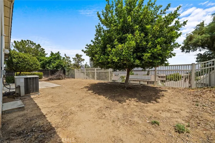 27450 Fallbrook Court, Corona, California 92883