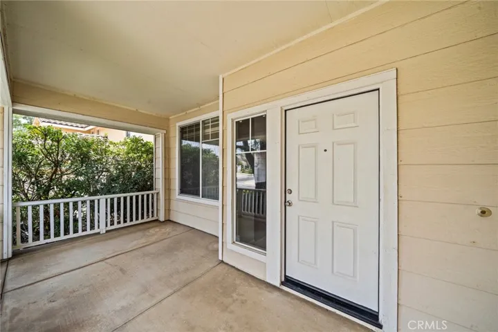 27450 Fallbrook Court, Corona, California 92883