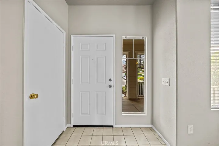 27450 Fallbrook Court, Corona, California 92883