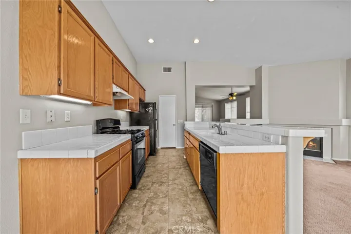 27450 Fallbrook Court, Corona, California 92883