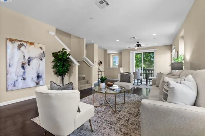 5966 Via Lugano, Fremont, California 94555