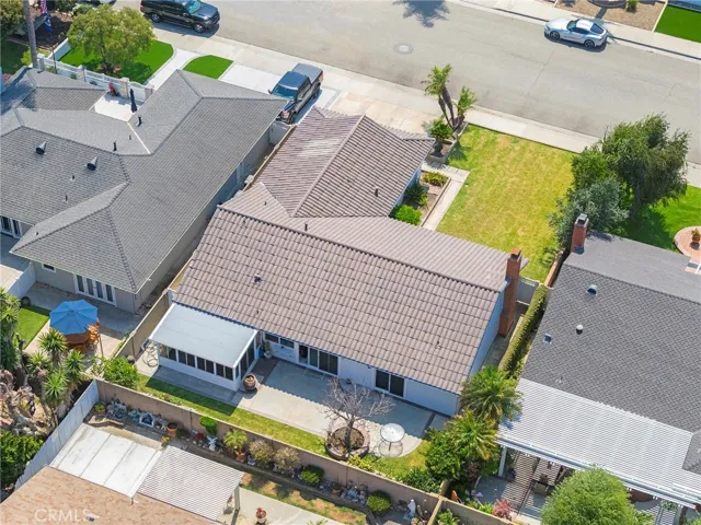 21322 Antigua Lane, Huntington Beach, California 92646