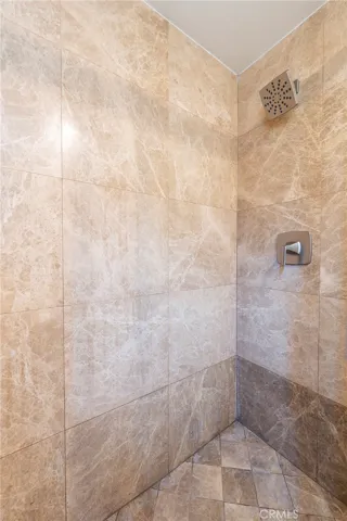 21322 Antigua Lane, Huntington Beach, California 92646