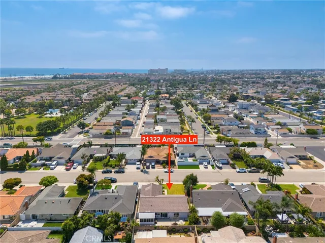 21322 Antigua Lane, Huntington Beach, California 92646
