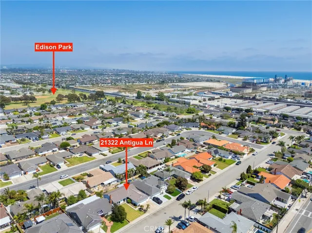 21322 Antigua Lane, Huntington Beach, California 92646