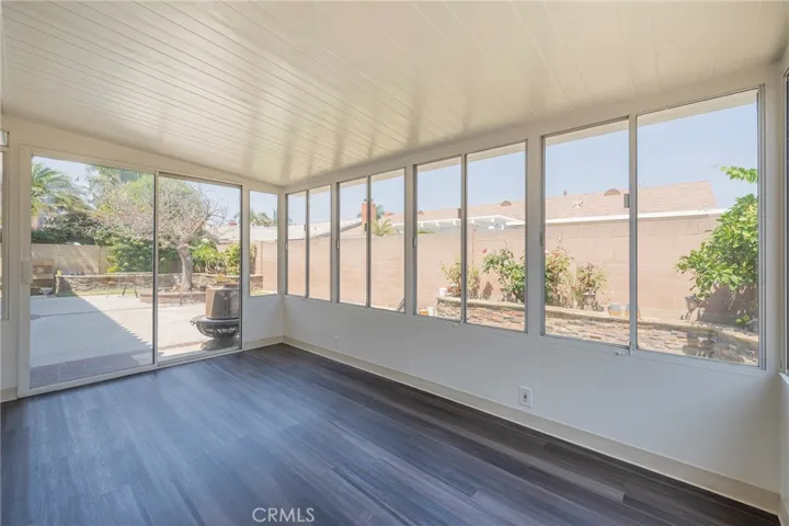21322 Antigua Lane, Huntington Beach, California 92646