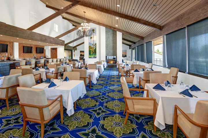 COMMUNITY DINING AREA.jpg mls
