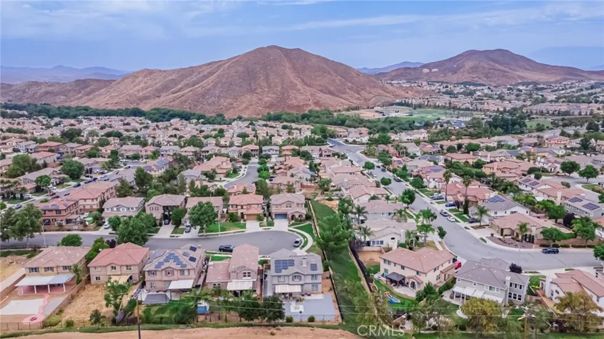 32029 Sugarbush Lane, Lake Elsinore, California 92532