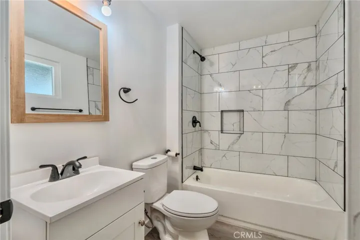 2nd bathroom