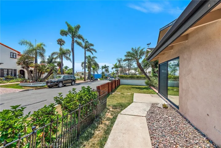 223 Calle Primavera, San Clemente, California 92672