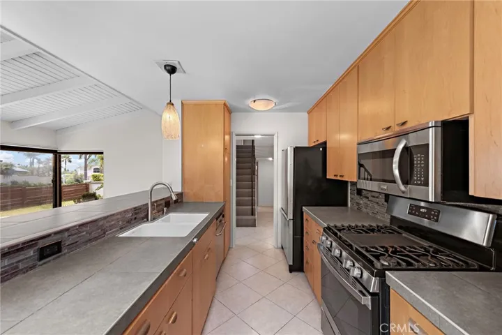 223 Calle Primavera, San Clemente, California 92672