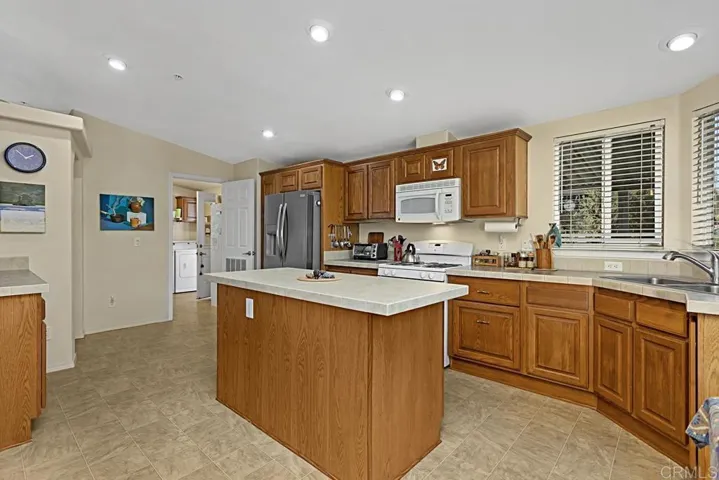 3909 Reche Road 33, Fallbrook, California 92028
