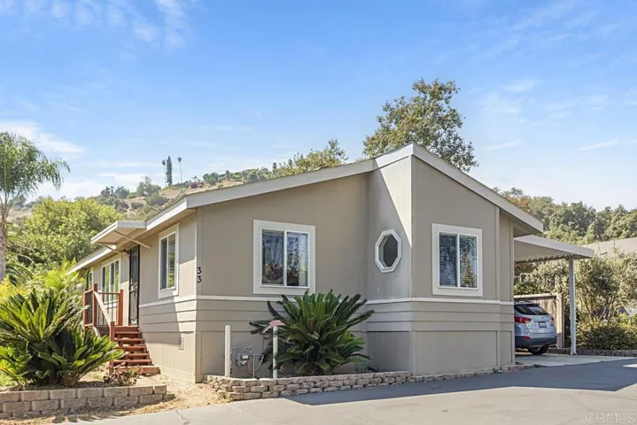 3909 Reche Road 33, Fallbrook, California 92028