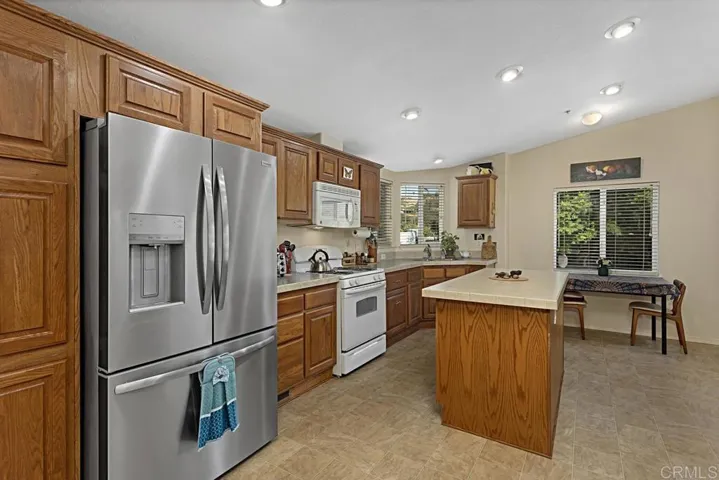 3909 Reche Road 33, Fallbrook, California 92028