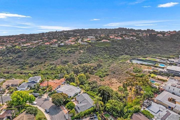 5990 Sagebrush, La Jolla, California 92037
