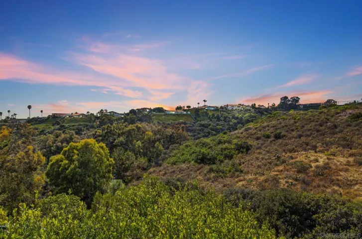 5990 Sagebrush, La Jolla, California 92037