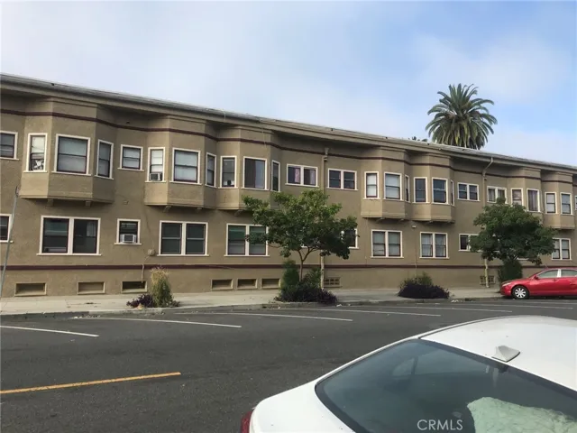 354 Chestnut Avenue 27, Long Beach, California 90802