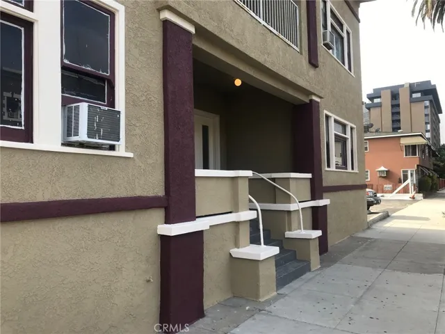 354 Chestnut Avenue 27, Long Beach, California 90802