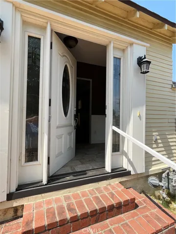 17805 Ludlow, Granada Hills, California 91344