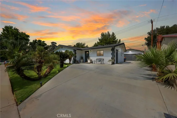 609 Hibiscus Drive, Redlands, California 92373