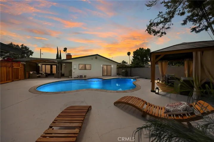609 Hibiscus Drive, Redlands, California 92373