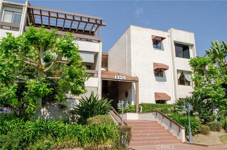 1325 Valley View Road 301, Glendale, California 91202
