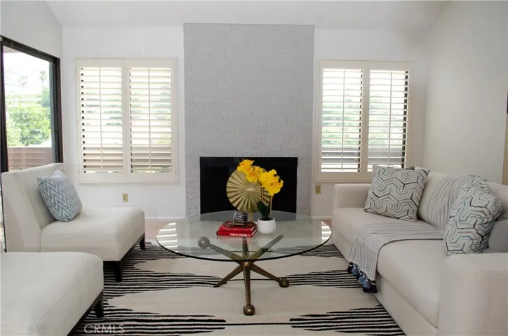 Living Room Gas Fireplace