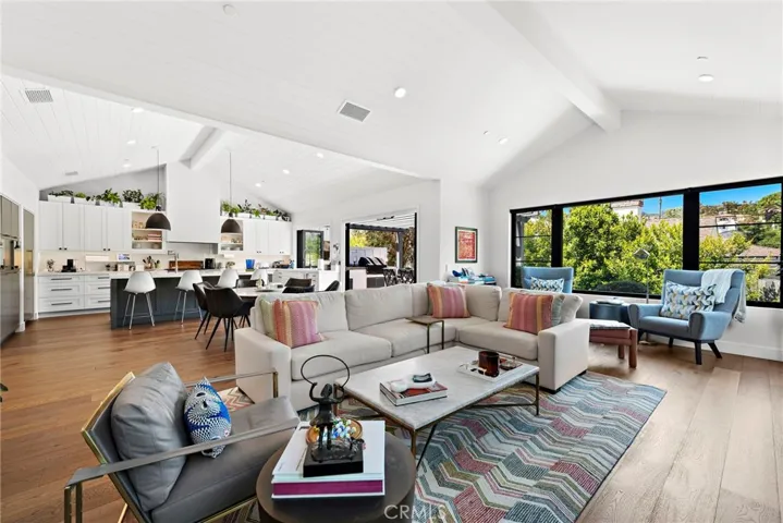 1494 Catalina, Laguna Beach, California 92651