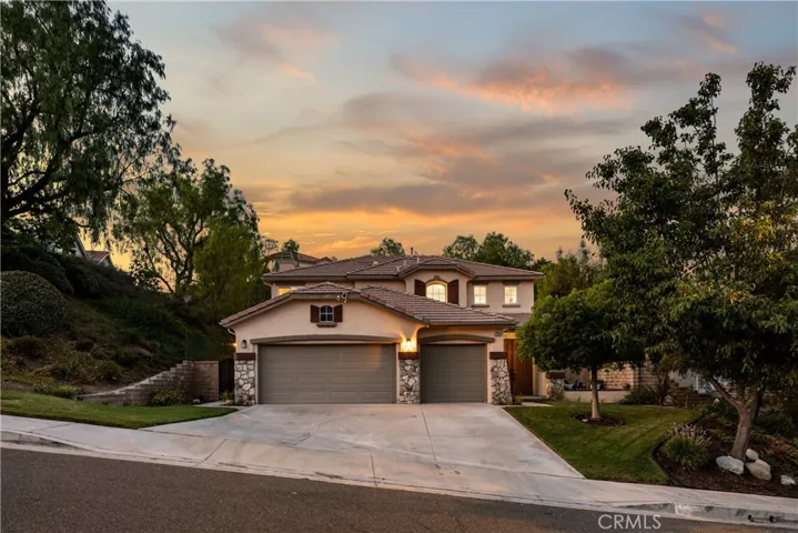 22911 Boxwood Lane, Saugus, California 91390