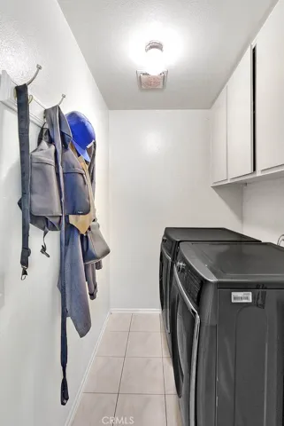 Indoor laundry room