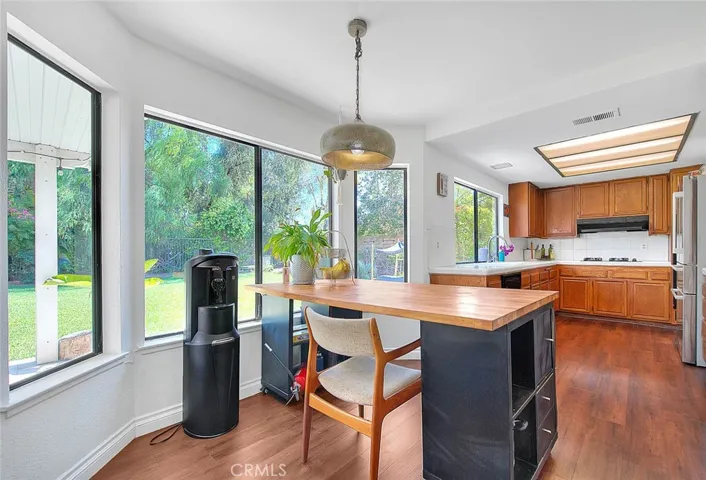 14 Stagecoach Drive, Phillips Ranch, California 91766