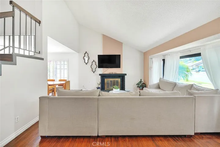 14 Stagecoach Drive, Phillips Ranch, California 91766