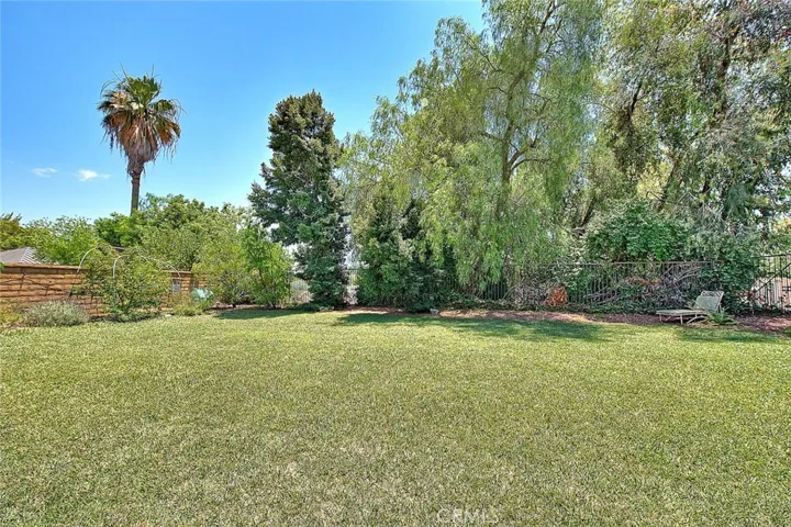 14 Stagecoach Drive, Phillips Ranch, California 91766