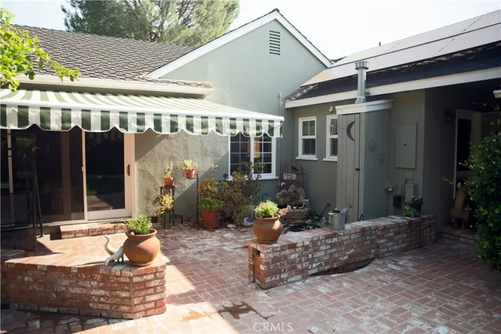 Patio Off Bonus & Kitchen - Powered Awning