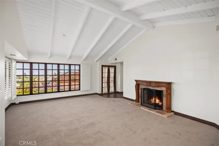 Look at those Ceilings!