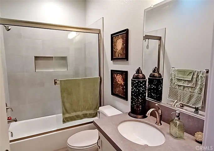 1945 Piner Road 87, Santa Rosa, California 95403