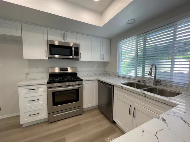 311 Gabrielle Way, Redlands, California 92374