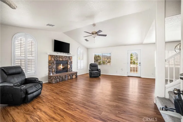 14844 Littleboy Drive, Lake Hughes, California 93532