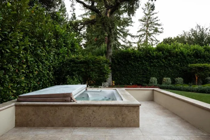 915 Berkeley Avenue, Menlo Park, California 94025