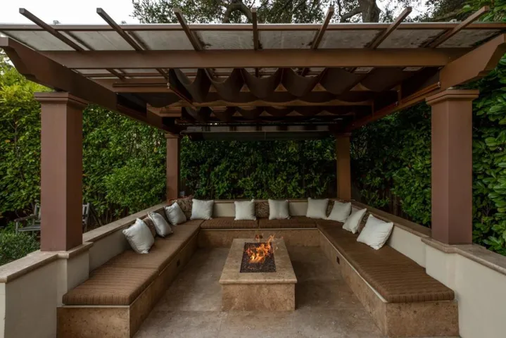 915 Berkeley Avenue, Menlo Park, California 94025