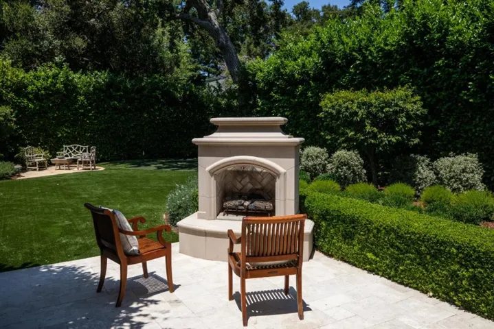915 Berkeley Avenue, Menlo Park, California 94025